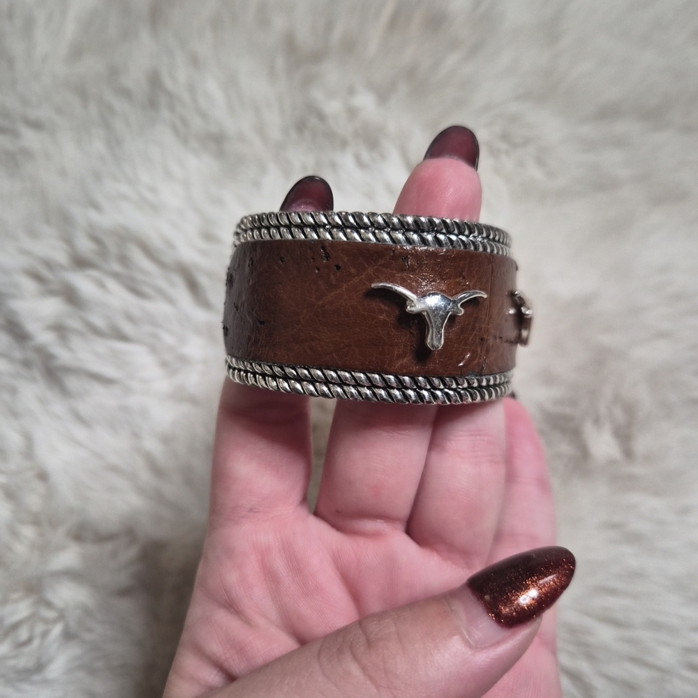 Brown Leather Bracelet with Silver Accents - Picture 9 of 12